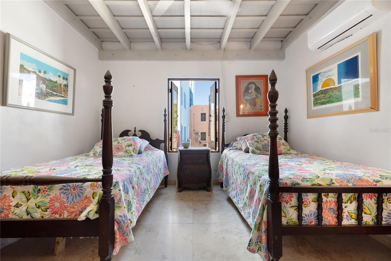 CONDOMINIO LUNA - Residential