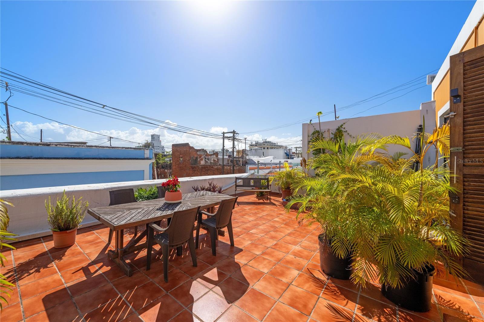 CONDOMINIO LUNA - Residential