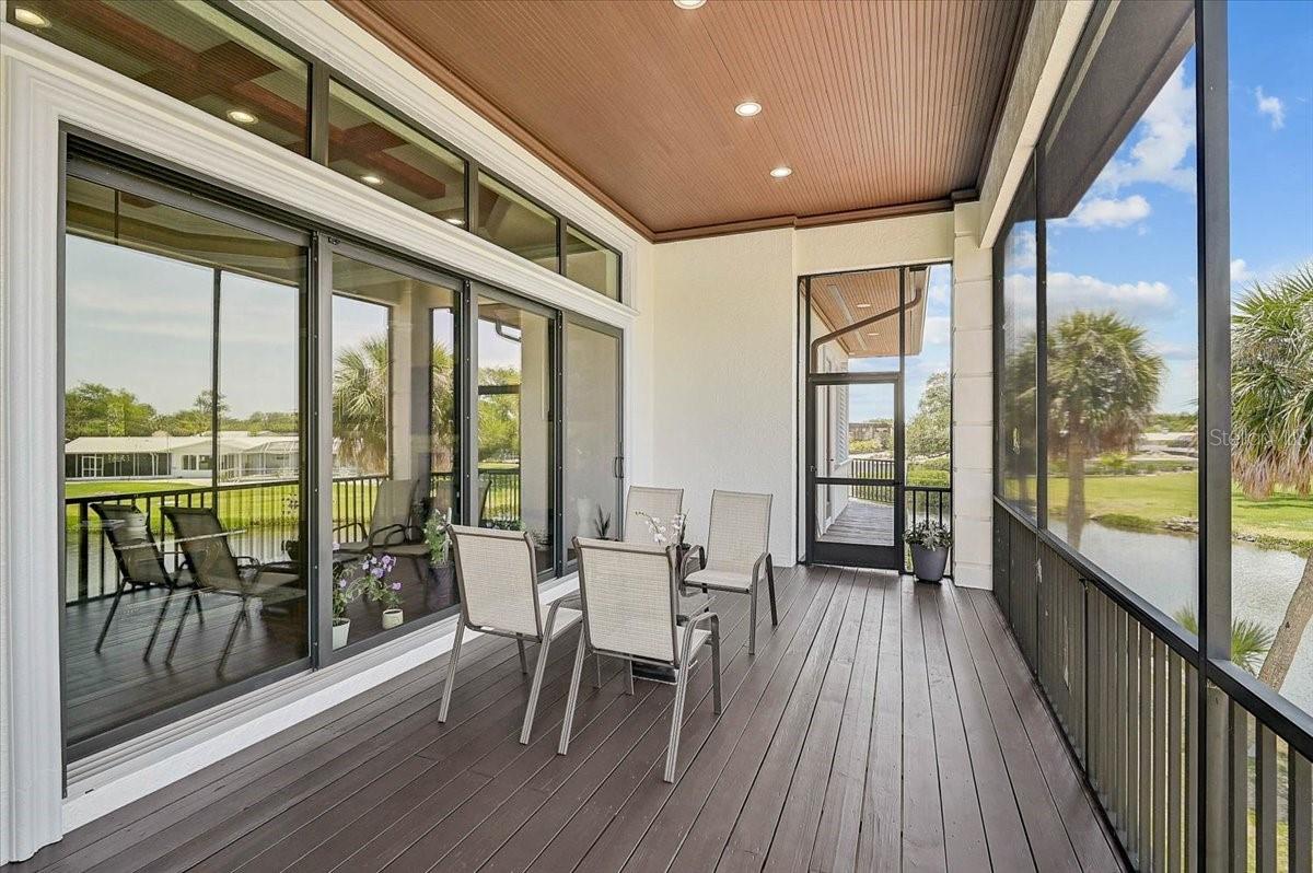 SORRENTO SHORES - Residential