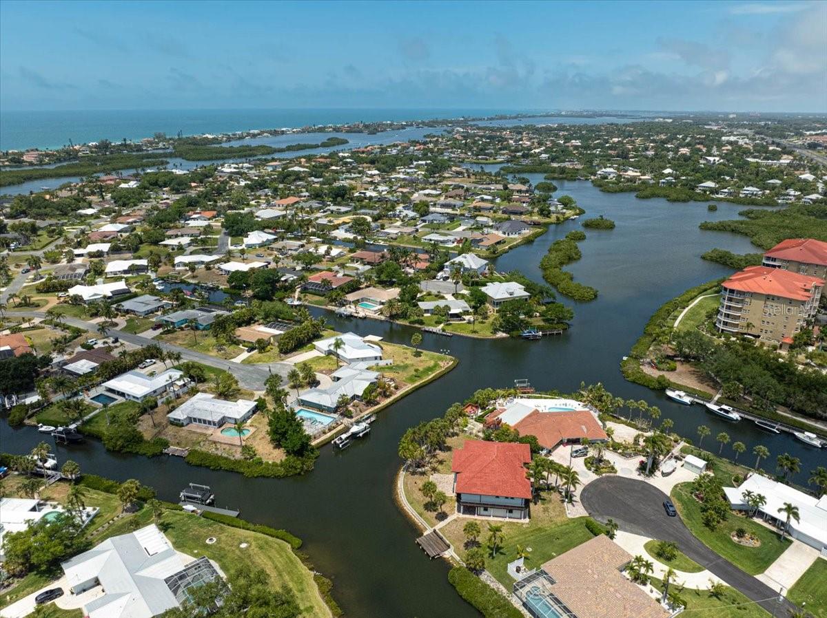 SORRENTO SHORES - Residential