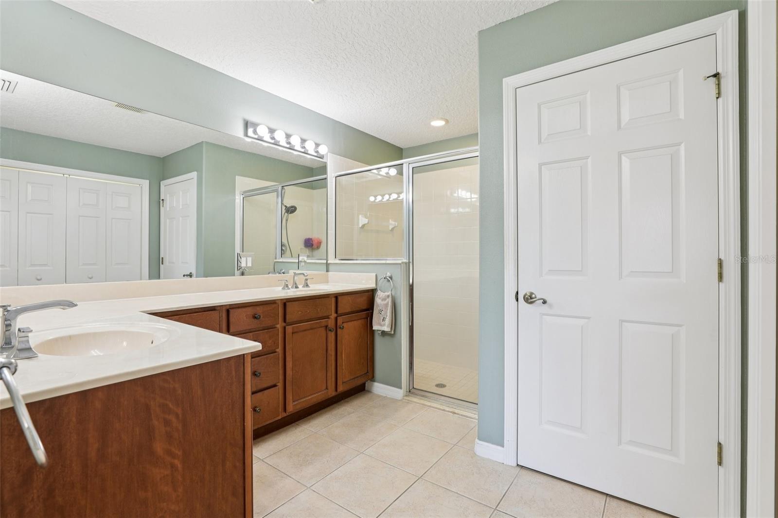 TAVARES CYPRESS COVE CONDO - Residential