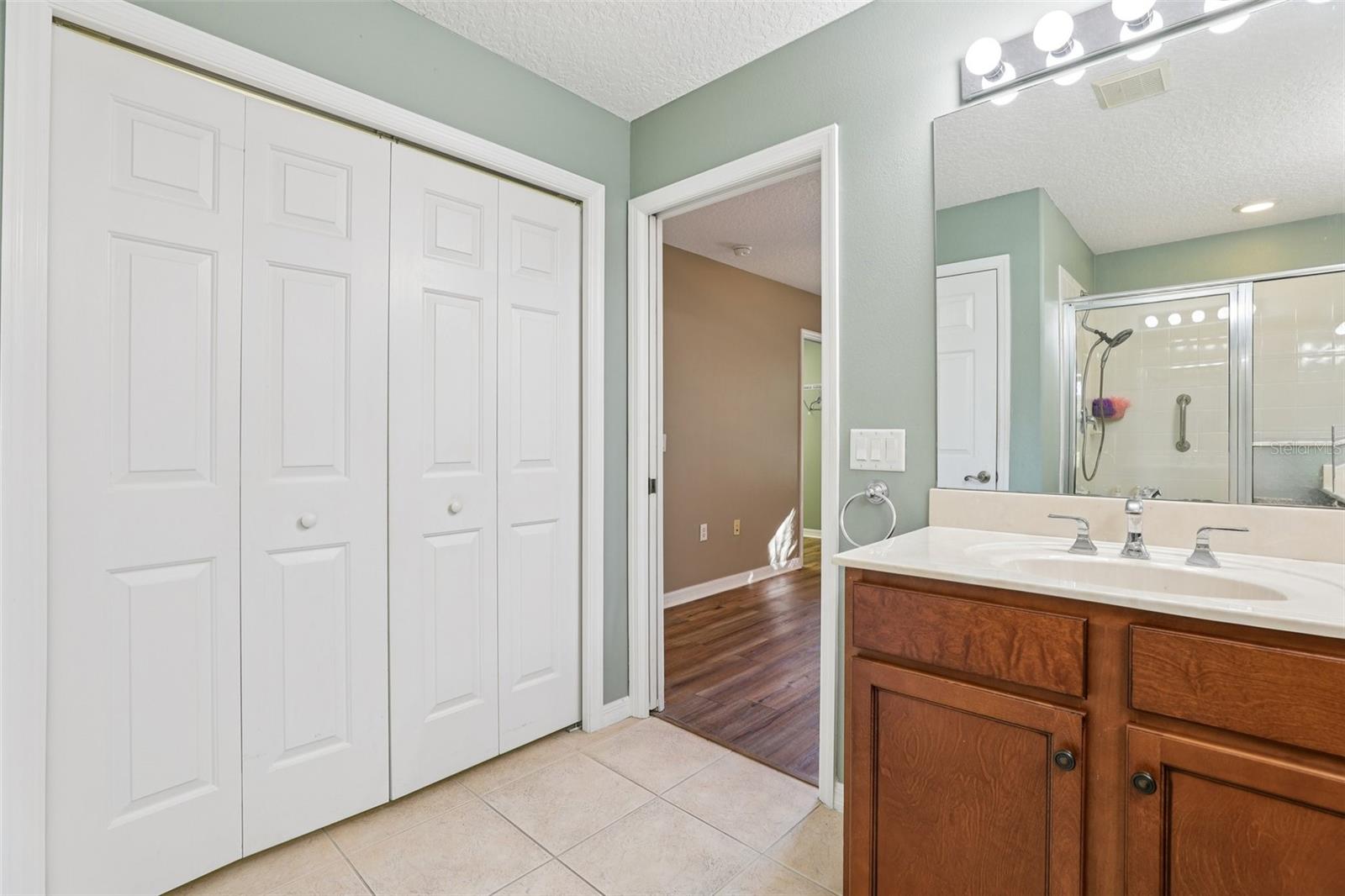 TAVARES CYPRESS COVE CONDO - Residential