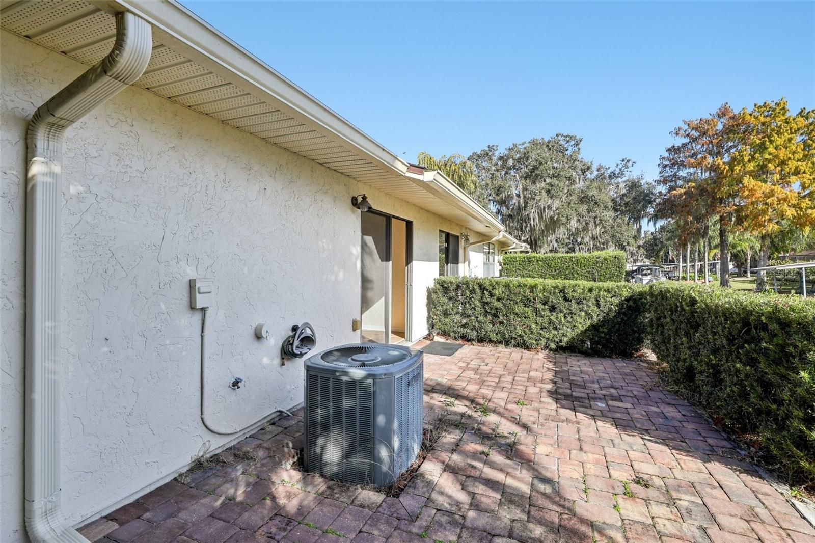 TAVARES CYPRESS COVE CONDO - Residential