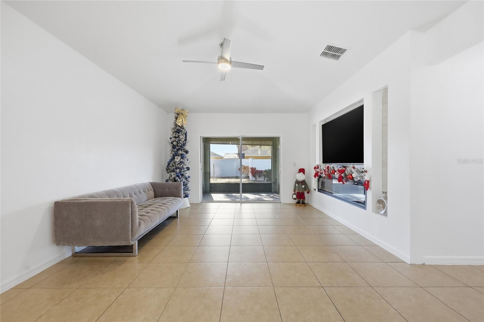 OVERLOOK RESERVE - Residential