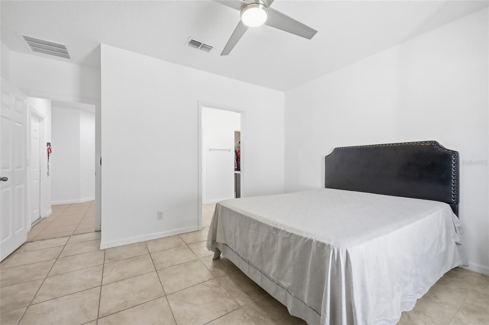 OVERLOOK RESERVE - Residential