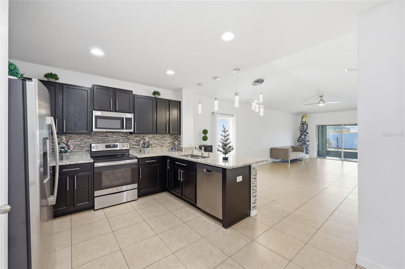 OVERLOOK RESERVE - Residential