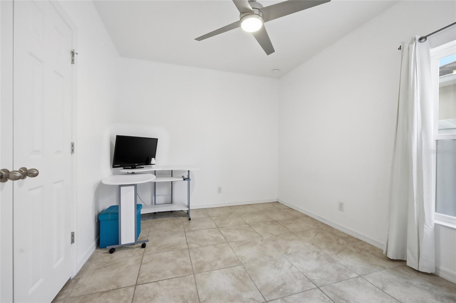 OVERLOOK RESERVE - Residential