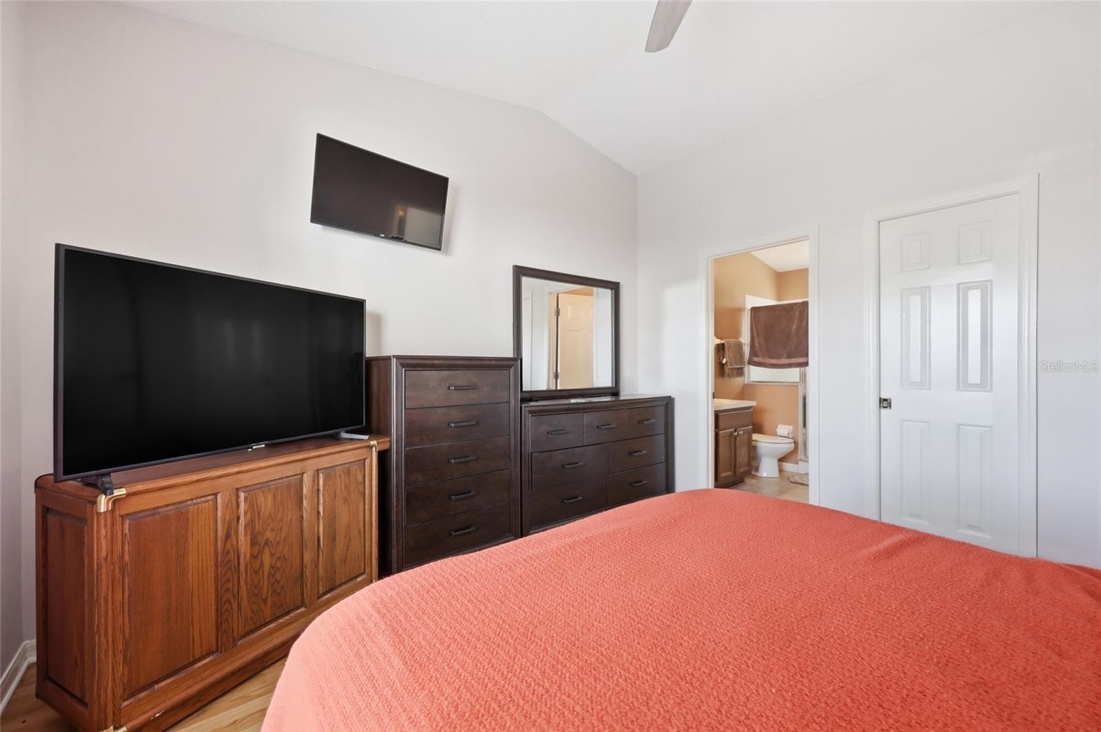 PLANTATION AT LEESBURG CASA DEL LAGO - Residential