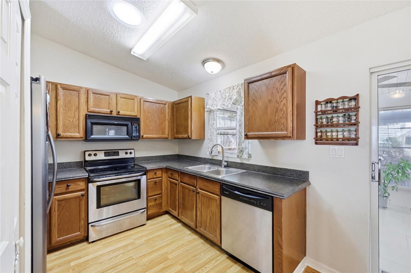 PLANTATION AT LEESBURG CASA DEL LAGO - Residential