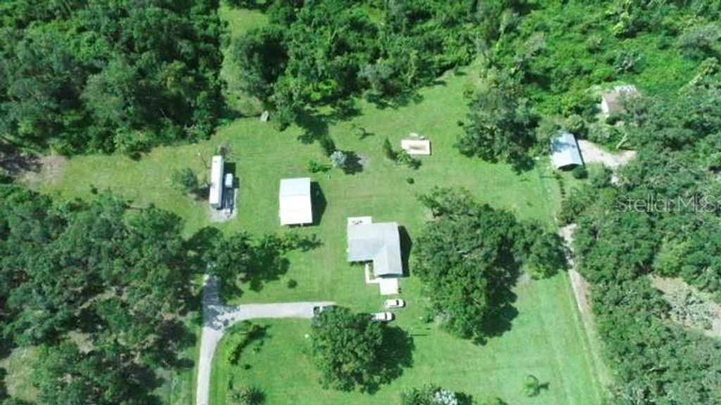 Photo of 16678 Waterline Rd, Bradenton, FL 34212 (MLS # A4661771)