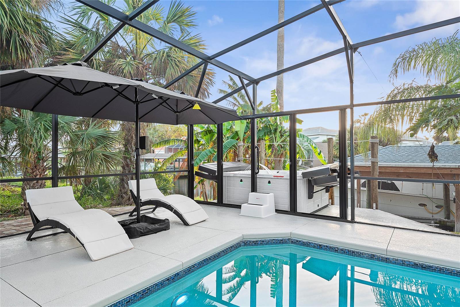 PALM HARBOR - Residential