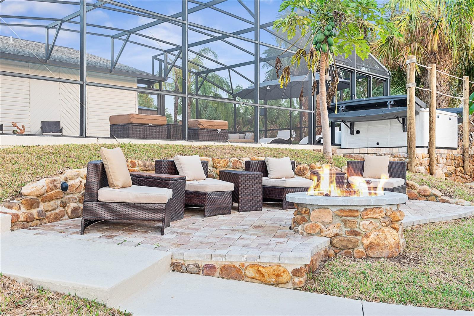 PALM HARBOR - Residential