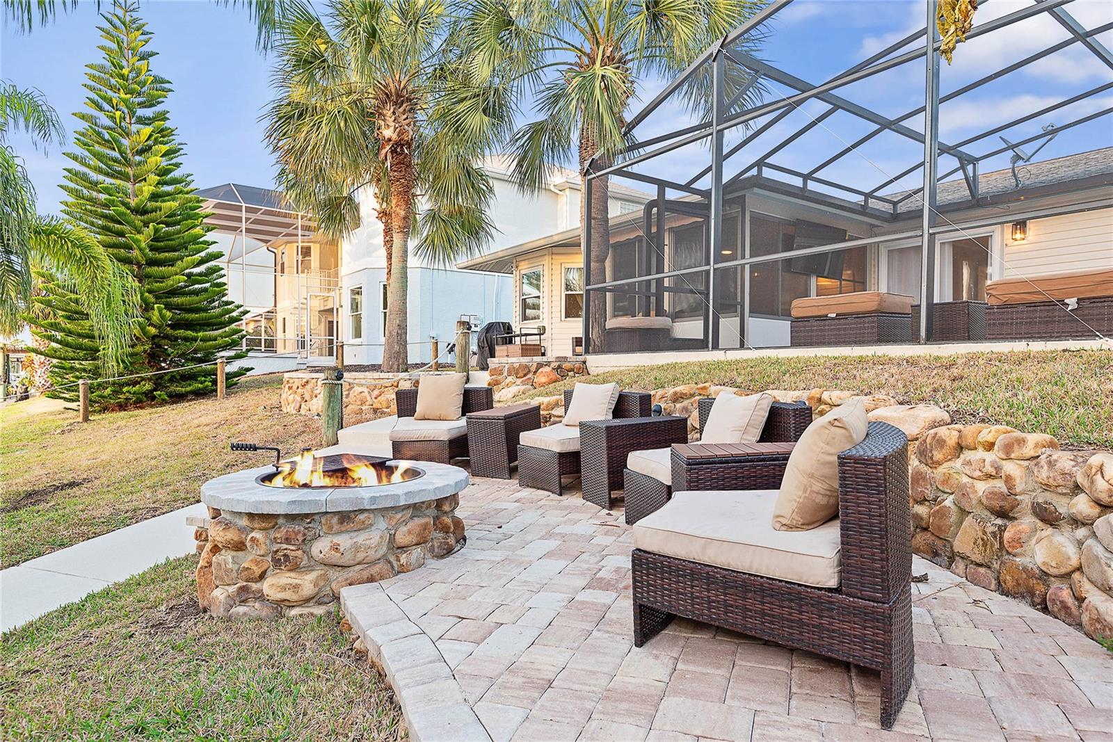 PALM HARBOR - Residential