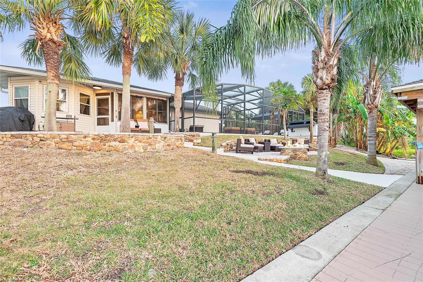 PALM HARBOR - Residential