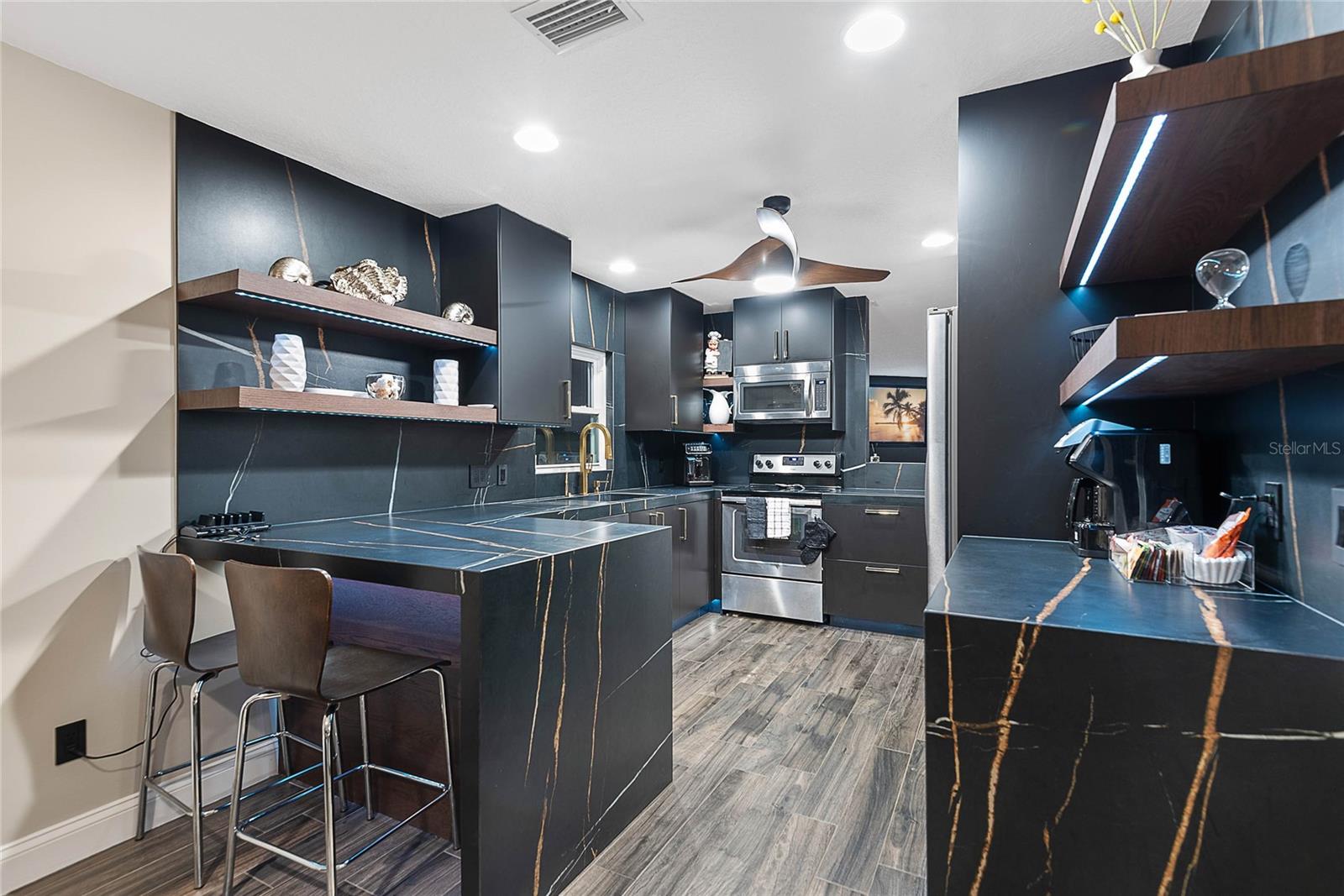 PALM HARBOR - Residential