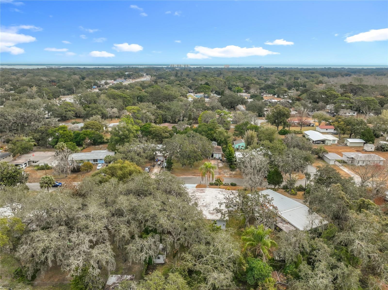 LAKE DRIVE TERRACE - Residential