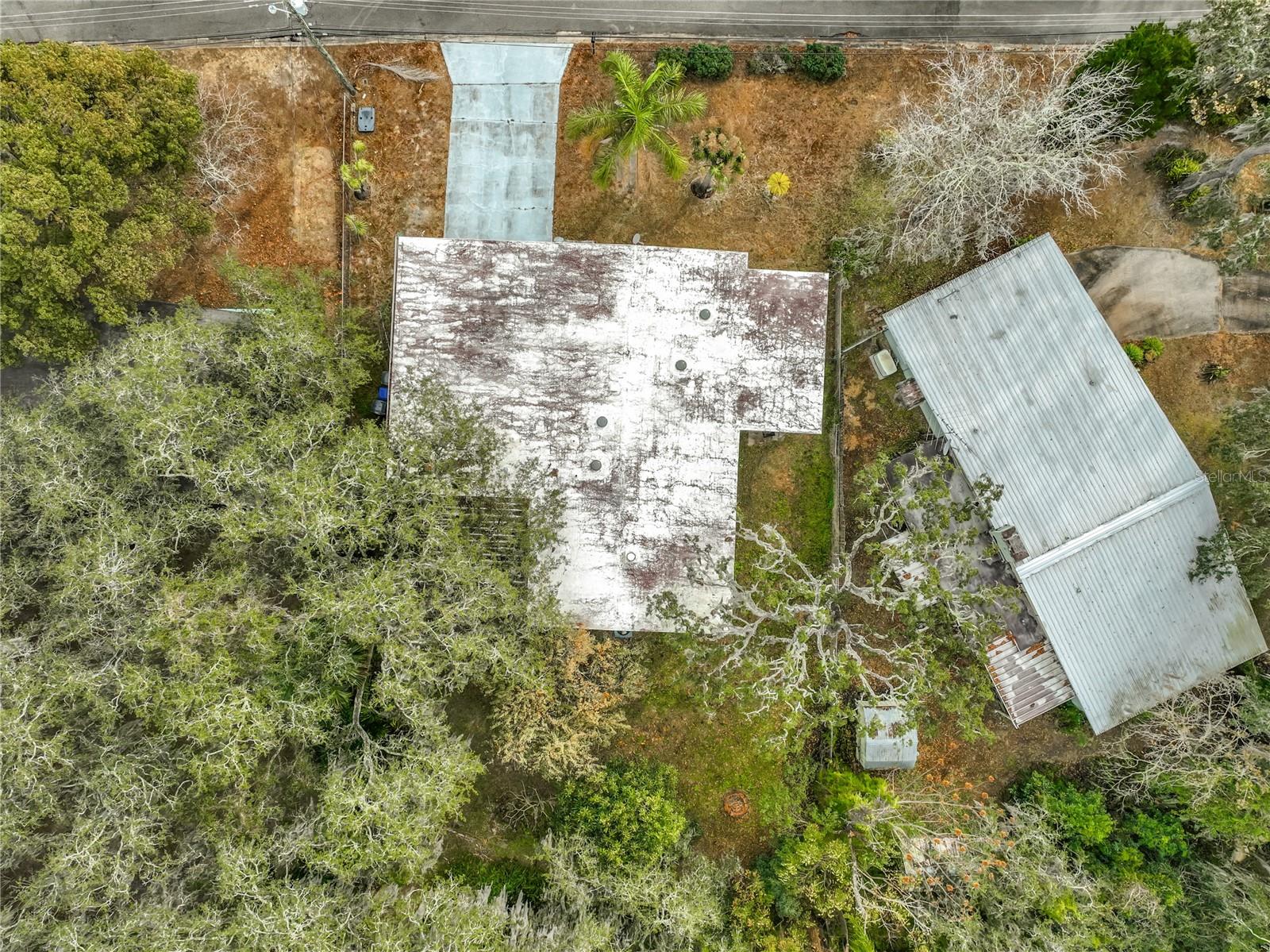 LAKE DRIVE TERRACE - Residential