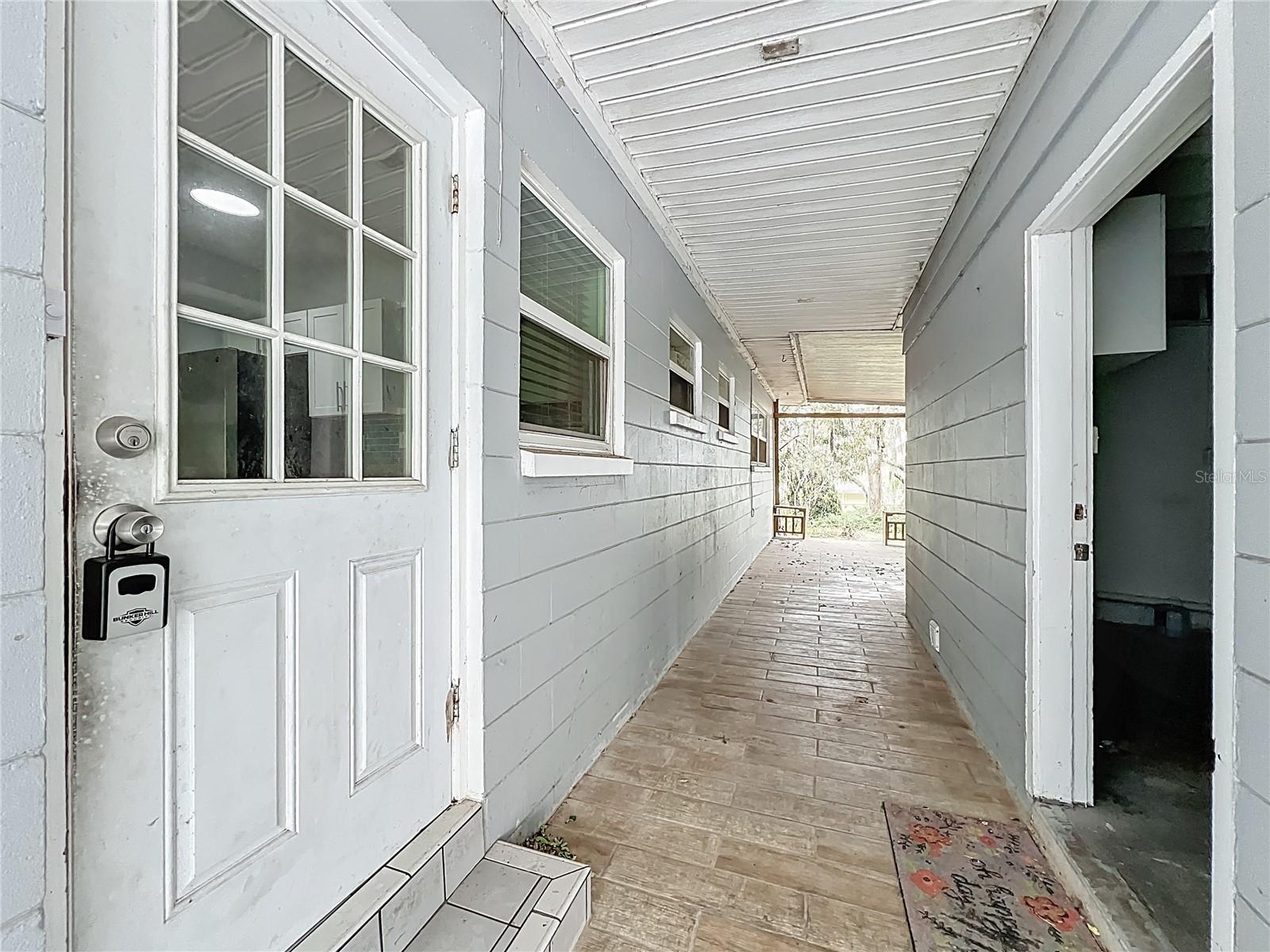 LAKE DRIVE TERRACE - Residential