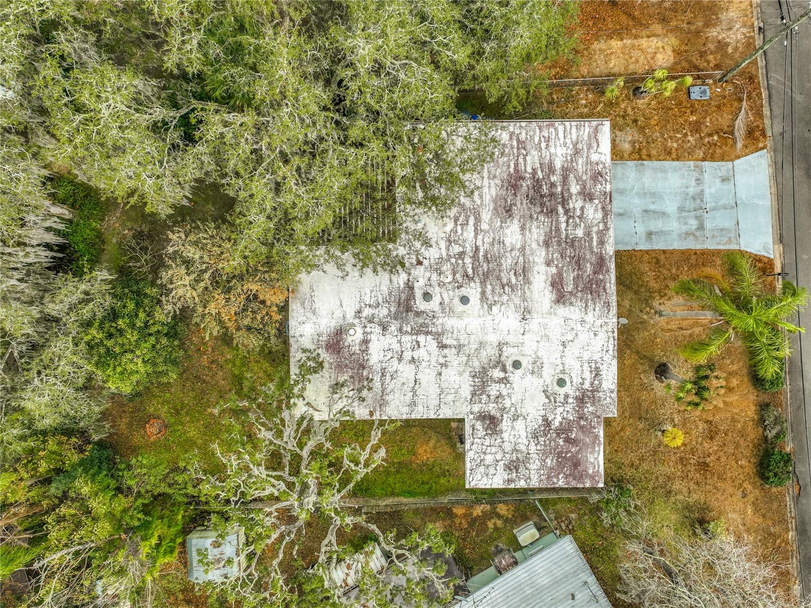 LAKE DRIVE TERRACE - Residential