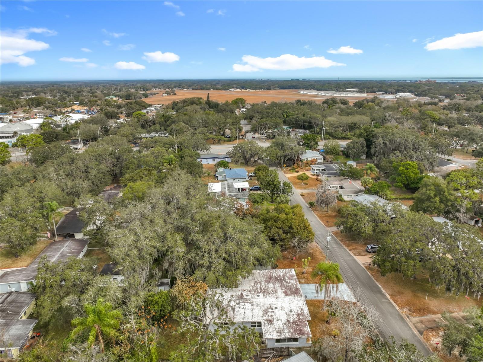 LAKE DRIVE TERRACE - Residential