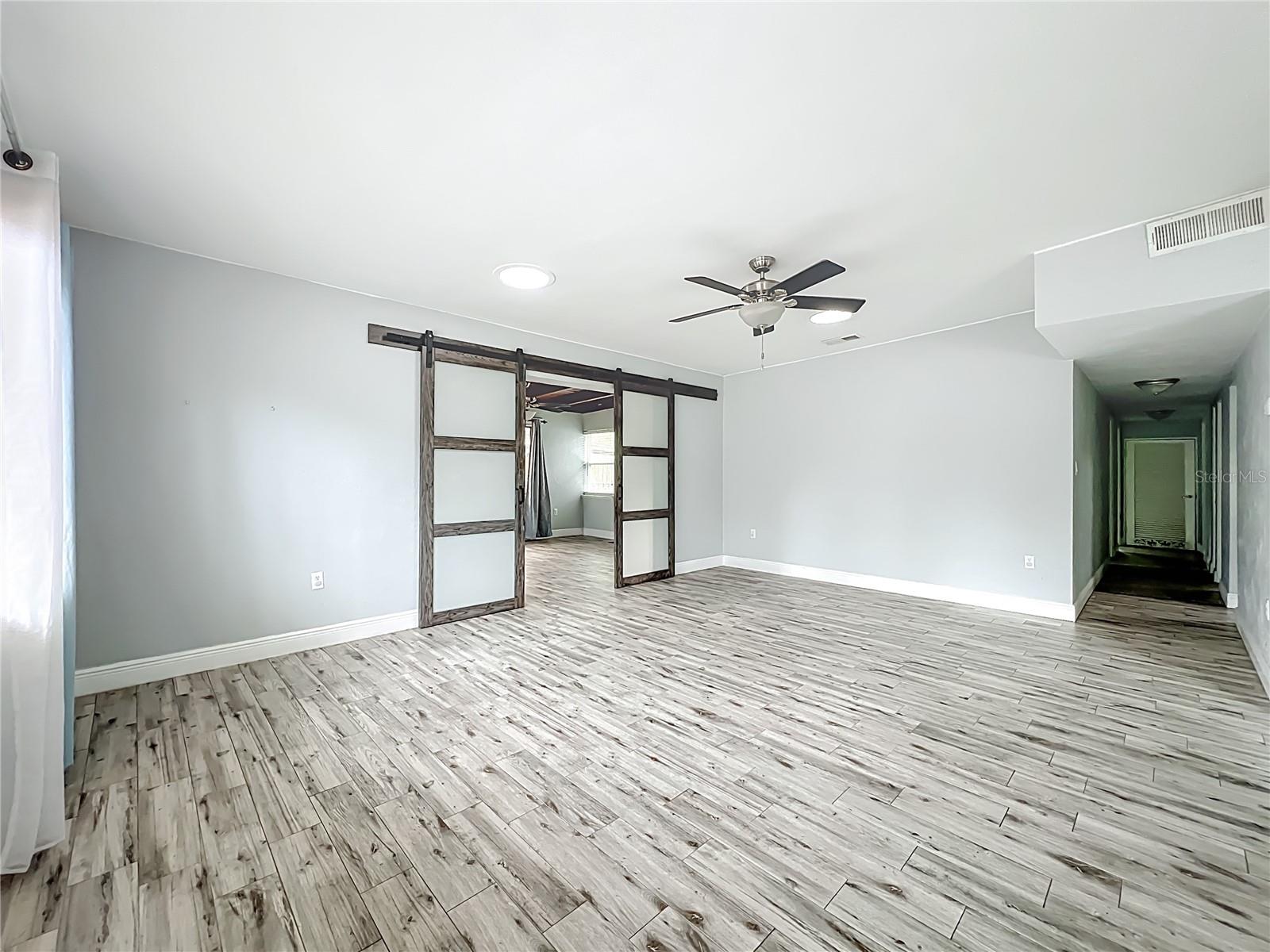 LAKE DRIVE TERRACE - Residential