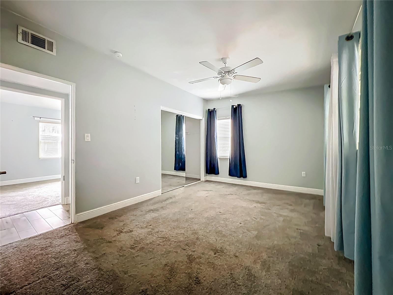 LAKE DRIVE TERRACE - Residential