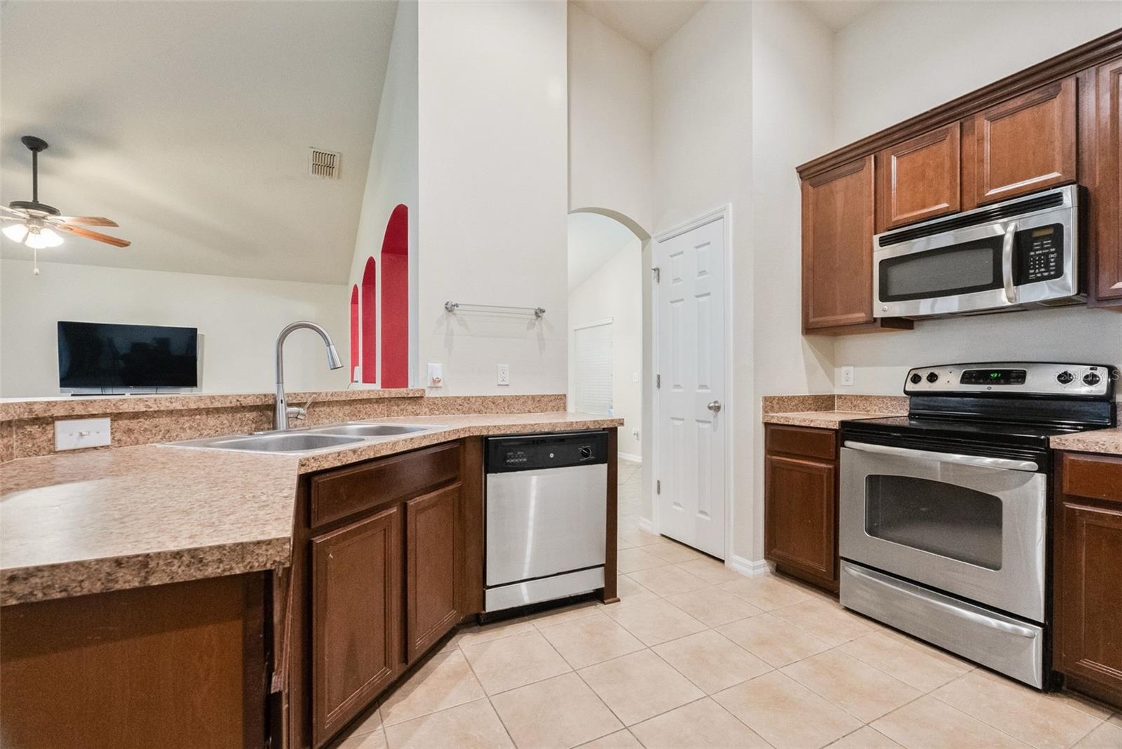 INDIAN LAKES PH 8 - Residential