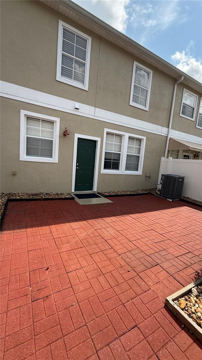 7108 FIVE OAKS DRIVE
