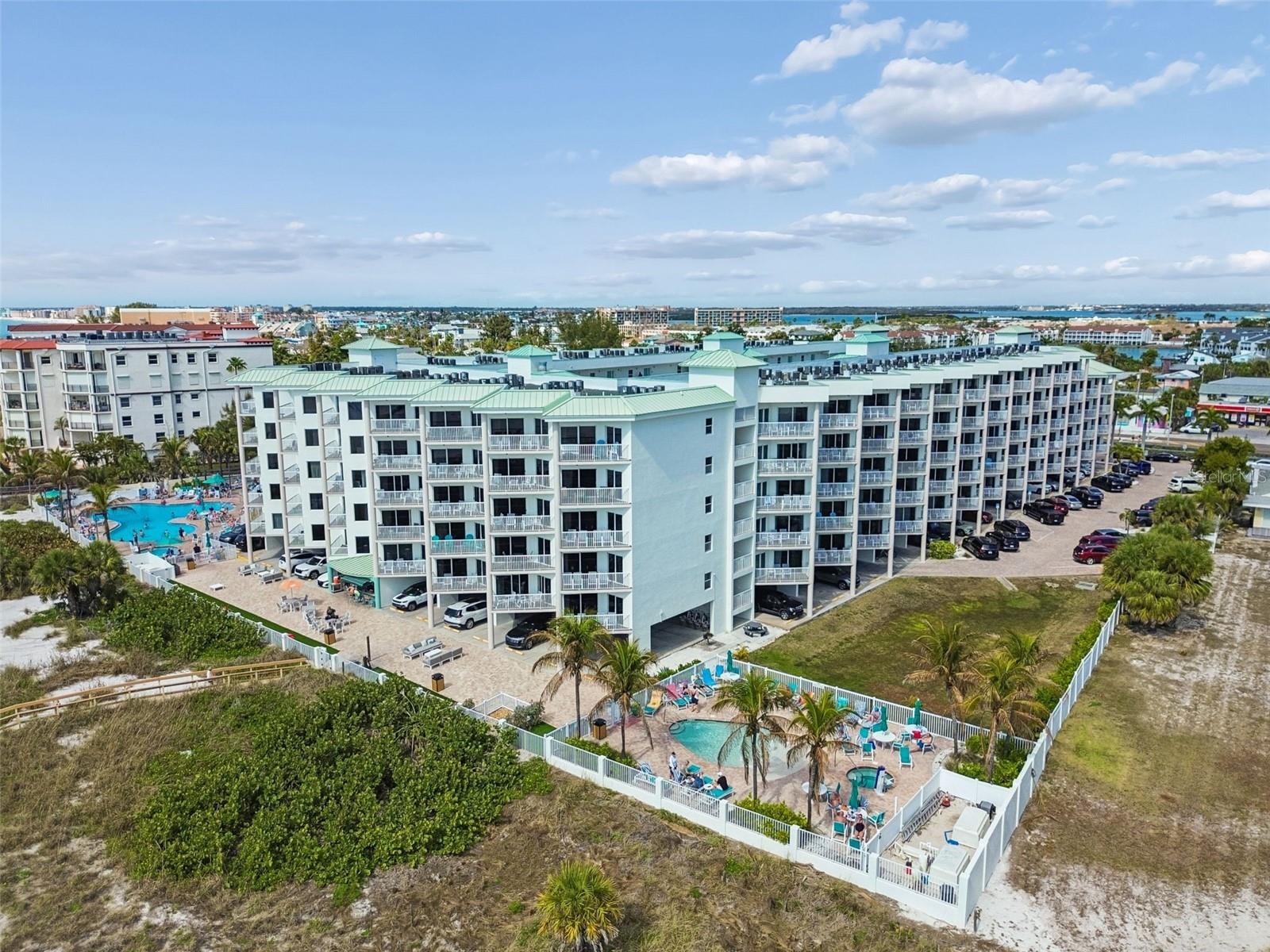 SUNSET VISTAS CONDO HOTEL ON THE GULF - Residential
