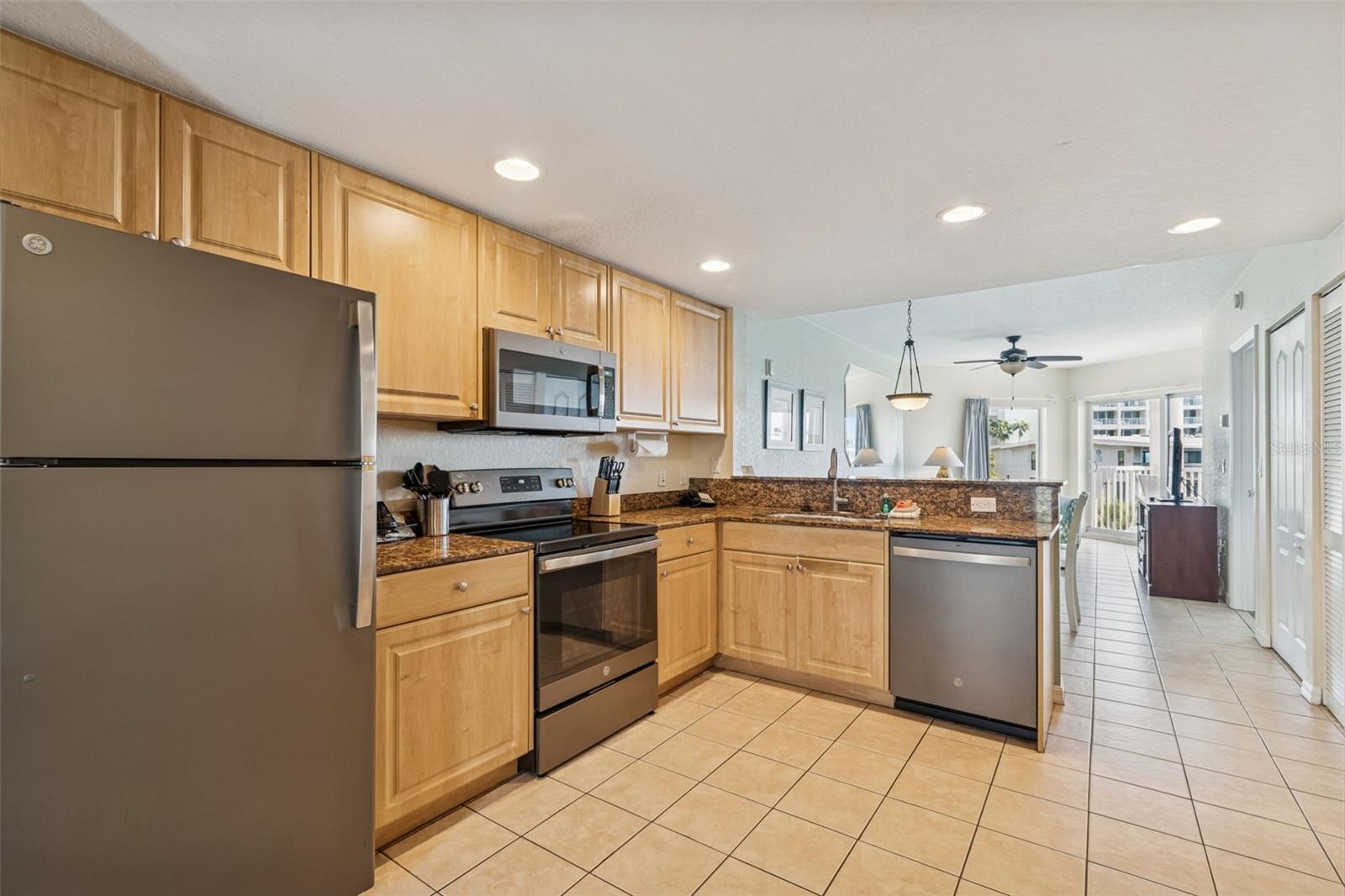 SUNSET VISTAS CONDO HOTEL ON THE GULF - Residential