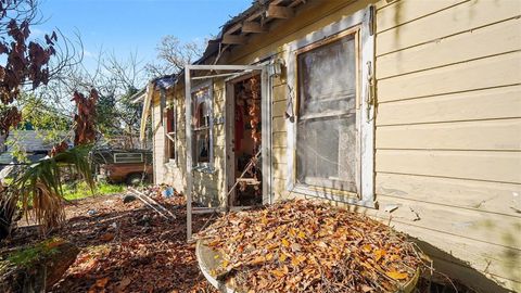 3922 NE 16TH COURT OCALA FL 34479