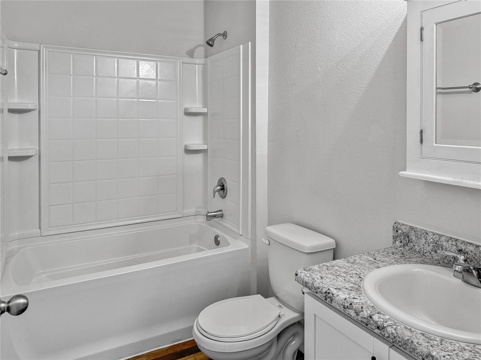 SOUTHWEST QUADRANT PH 01-04 - Residential Lease