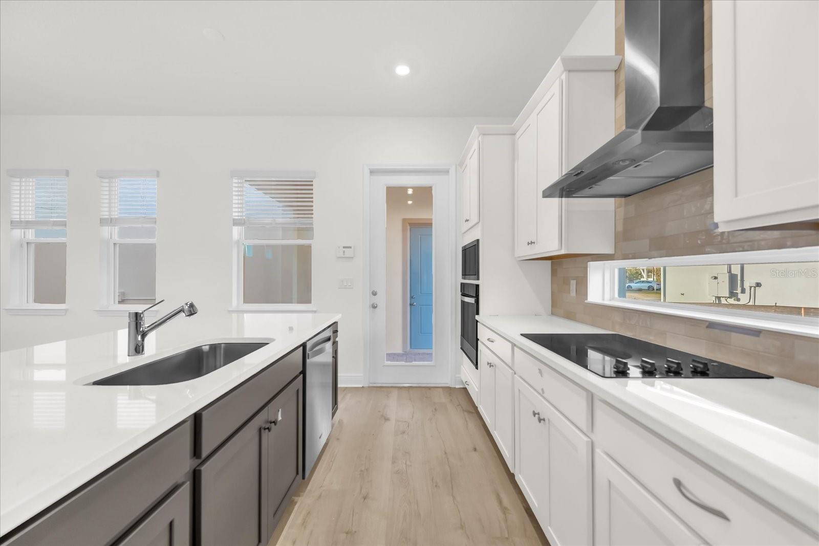 LAUREATE PARK - Residential Lease