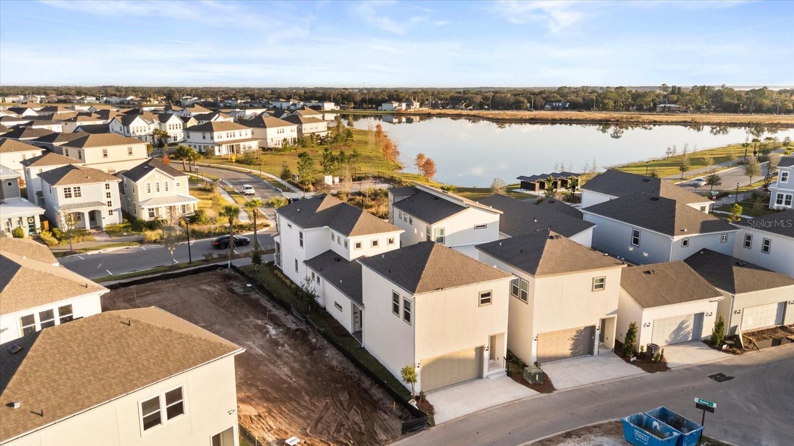 LAUREATE PARK - Residential Lease