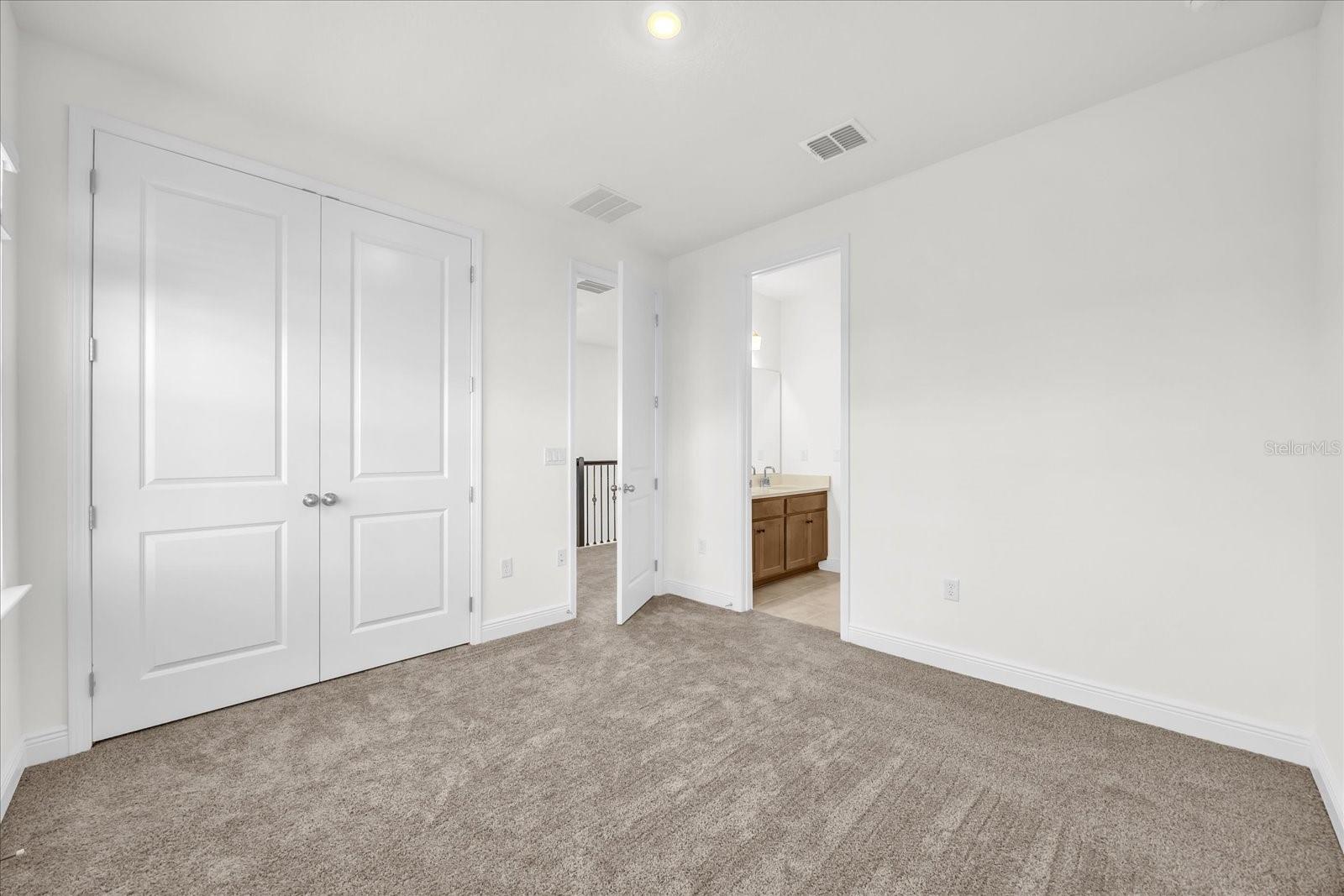 LAUREATE PARK - Residential Lease