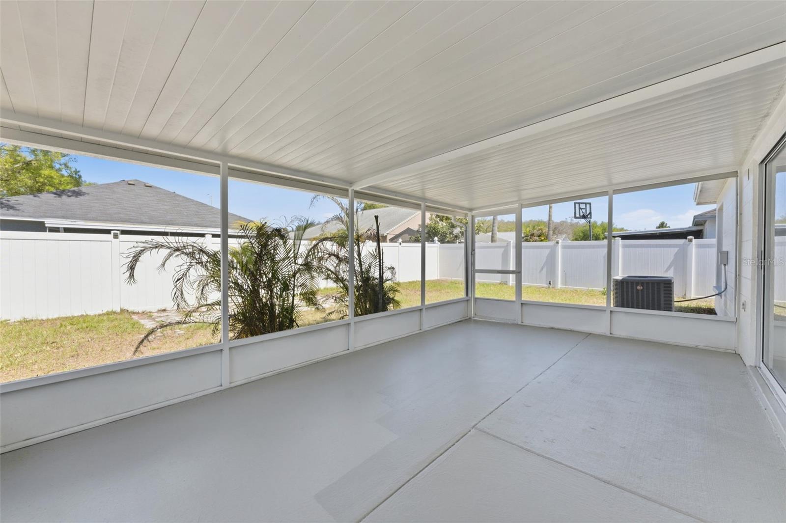 MEADOWGLEN - Residential