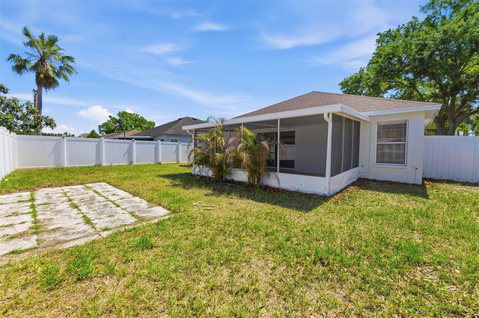 MEADOWGLEN - Residential