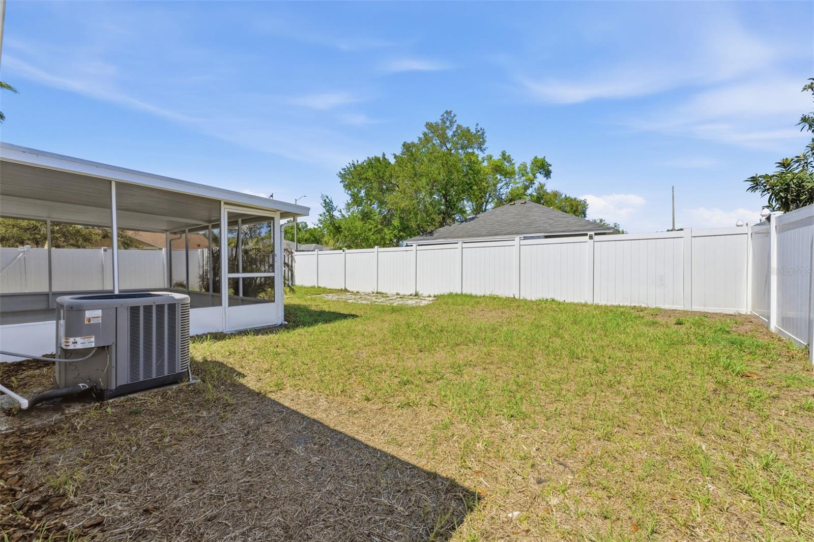 MEADOWGLEN - Residential