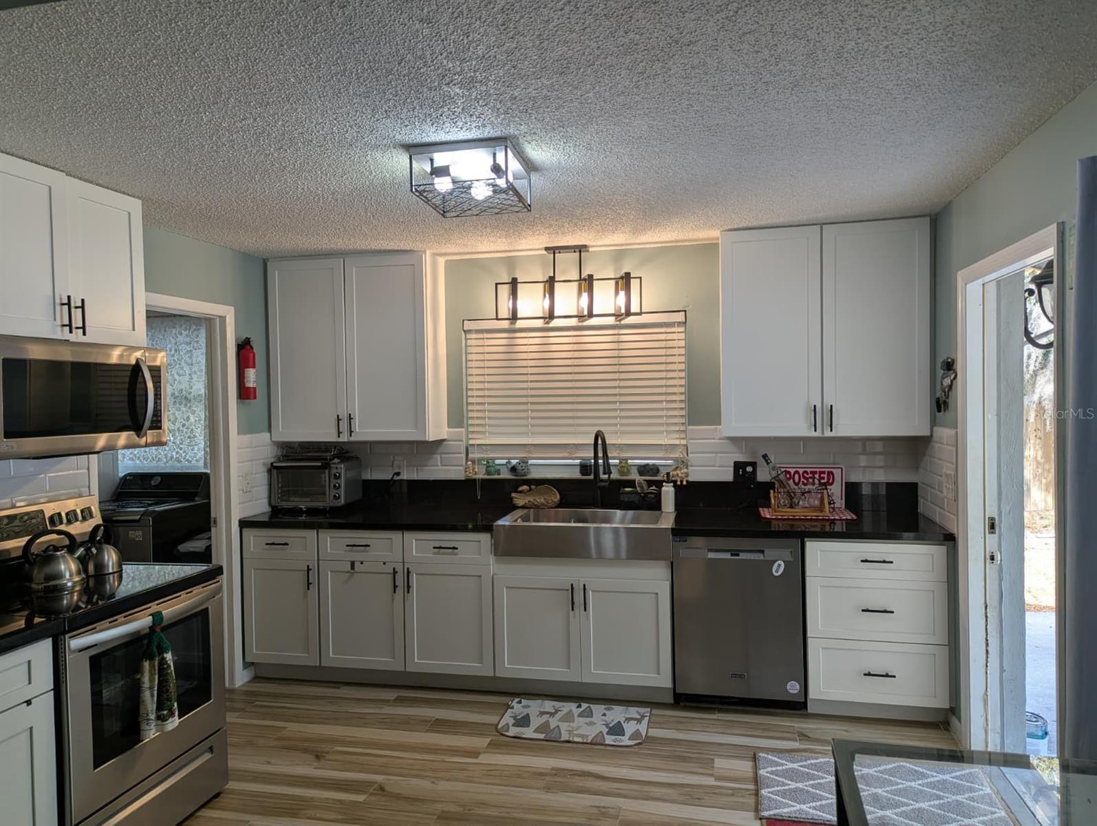 AVON PARK - Residential