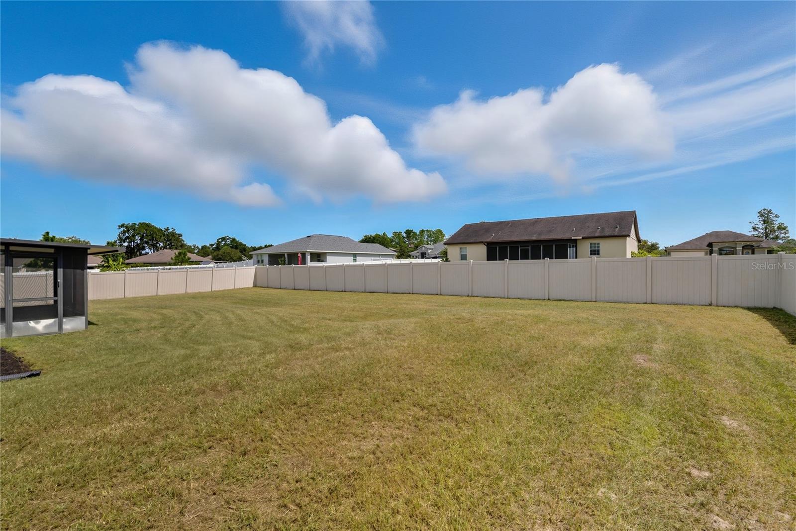 OAK GLEN - Residential