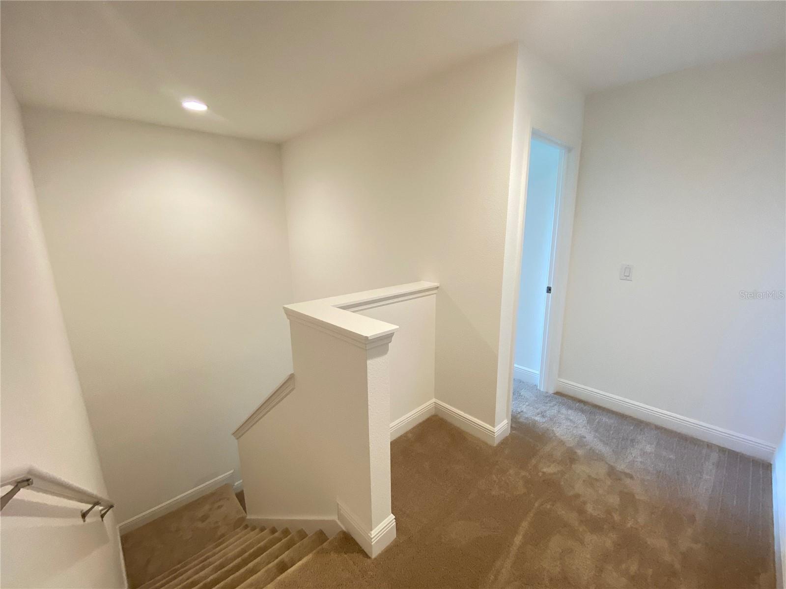 HANOVER LAKES PH 3 - Residential Lease