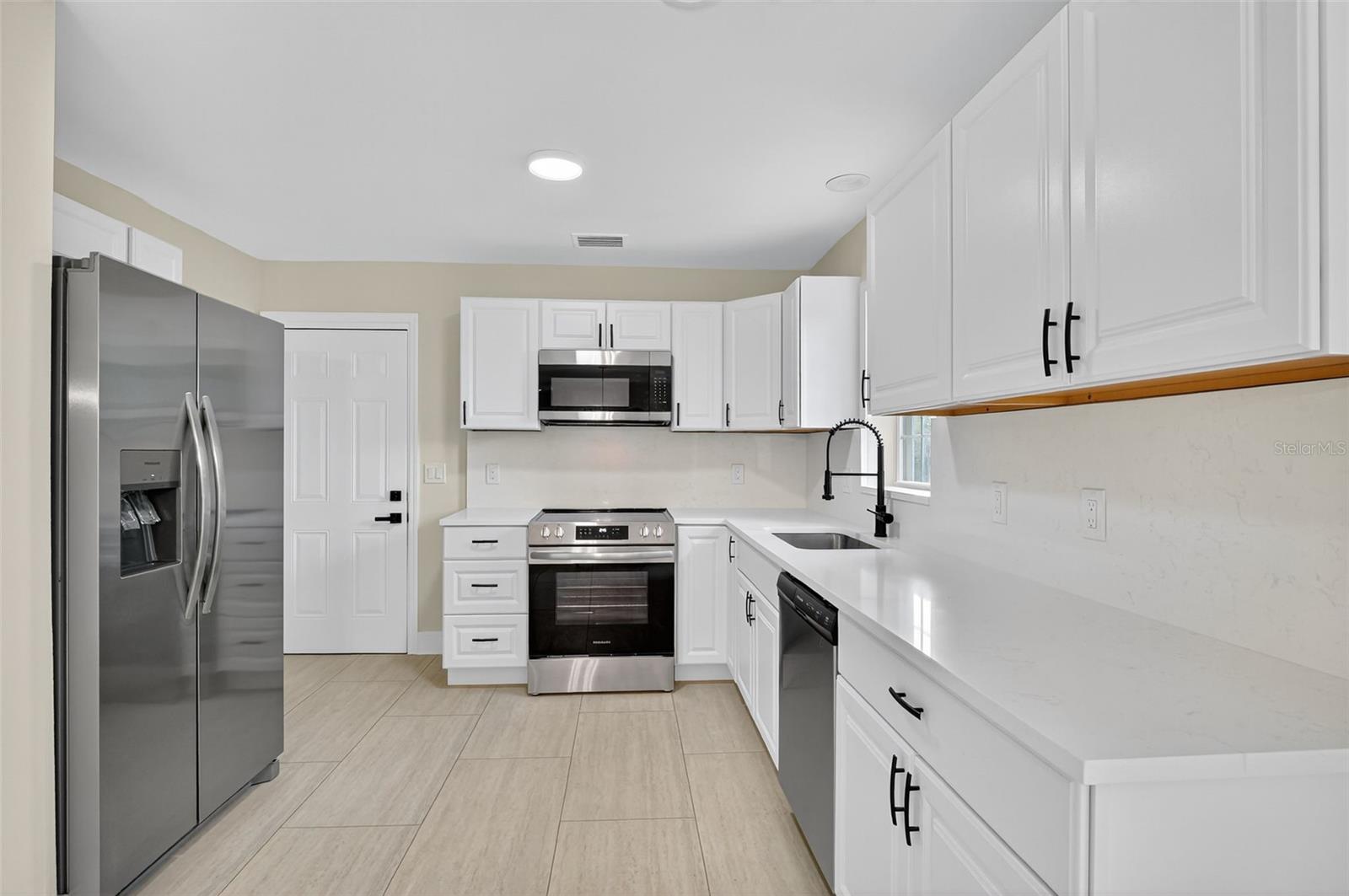 LEHIGH ACRES SEC 36 44 26 UNITS 01 13 - Residential