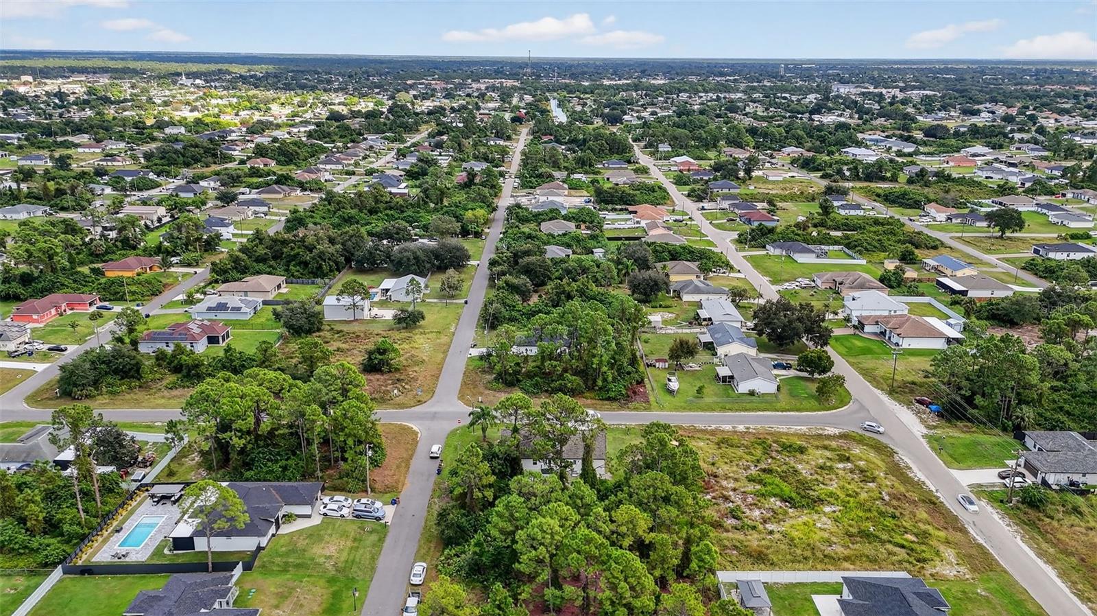 LEHIGH ACRES SEC 36 44 26 UNITS 01 13 - Residential