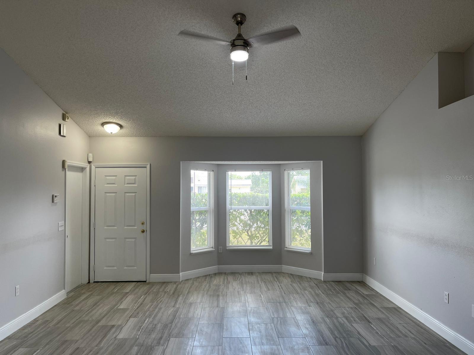 DELTONA LAKES UNIT 68 - Residential Lease
