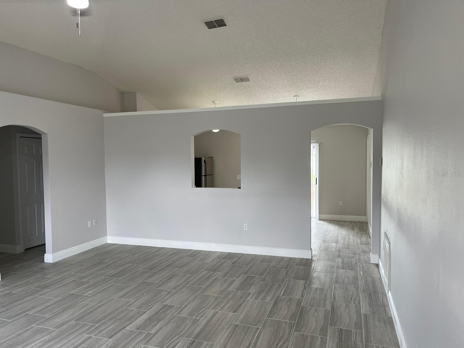 DELTONA LAKES UNIT 68 - Residential Lease