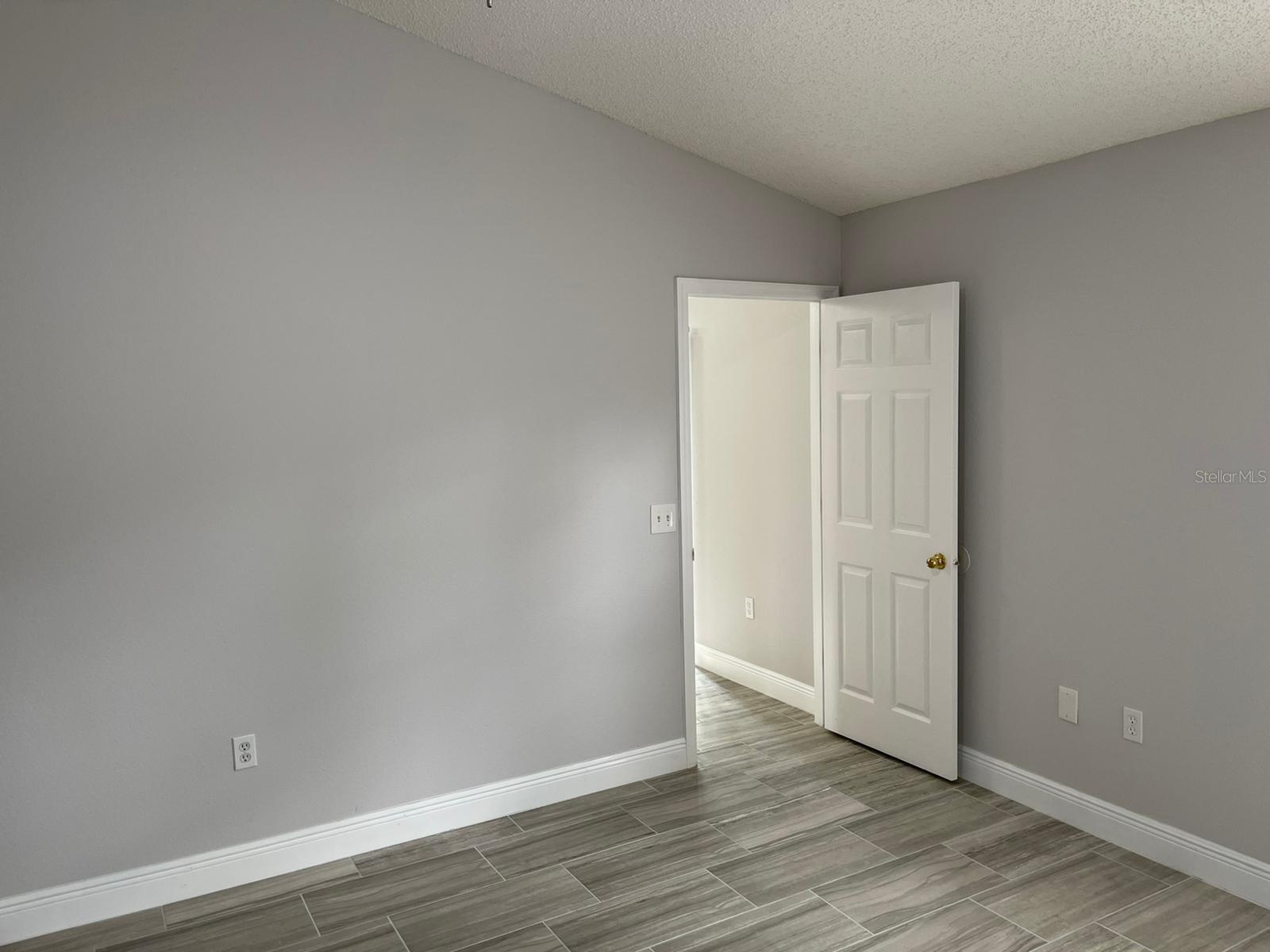 DELTONA LAKES UNIT 68 - Residential Lease