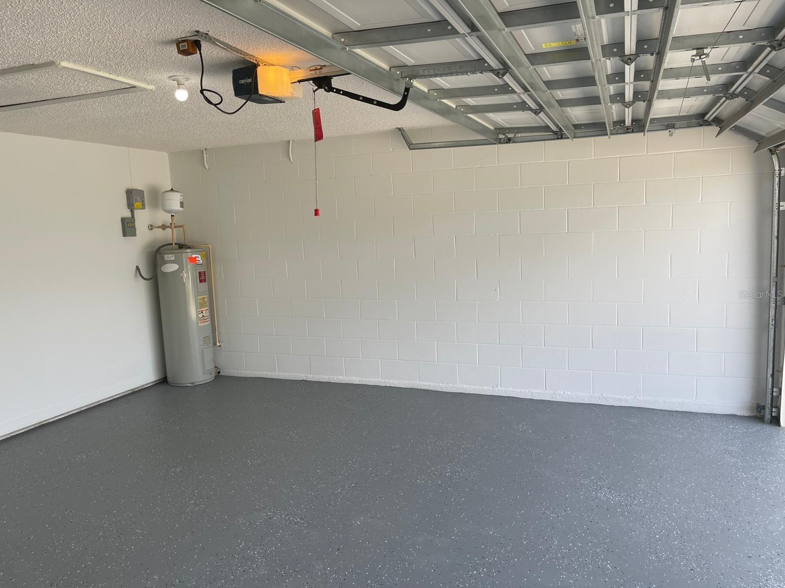 DELTONA LAKES UNIT 68 - Residential Lease