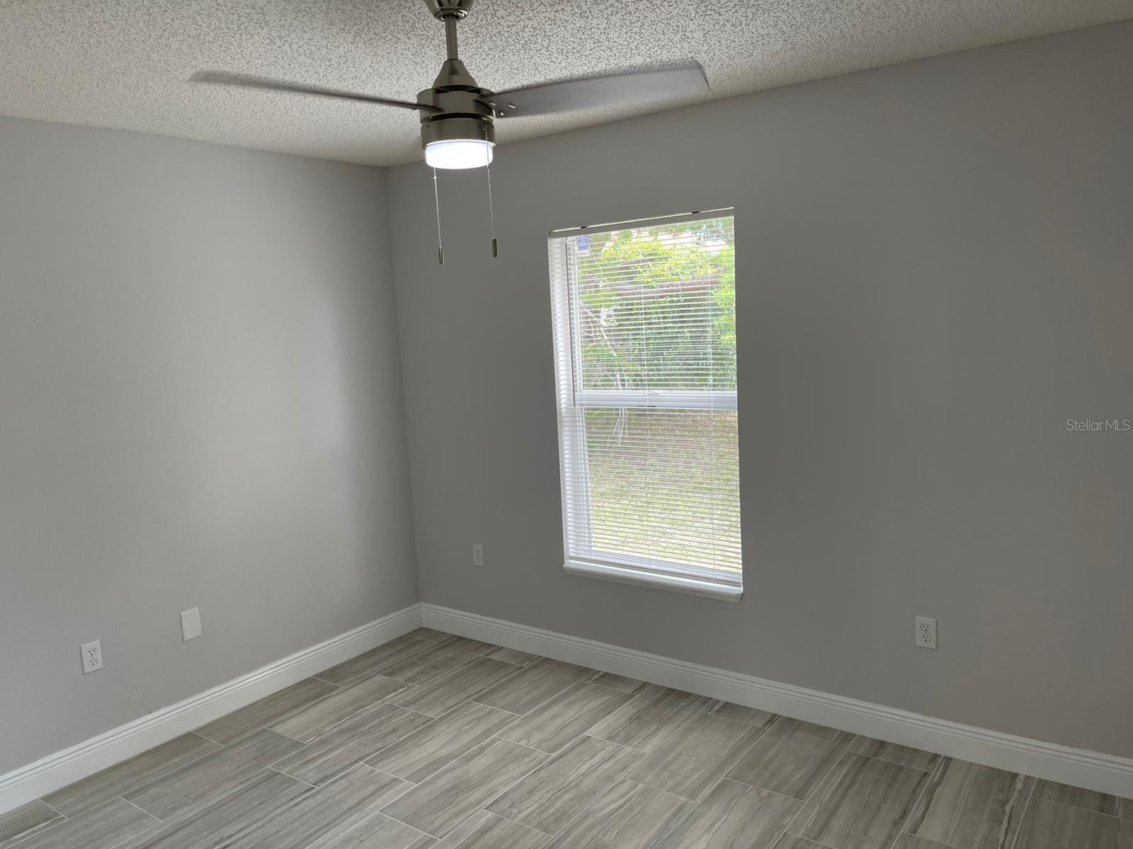 DELTONA LAKES UNIT 68 - Residential Lease