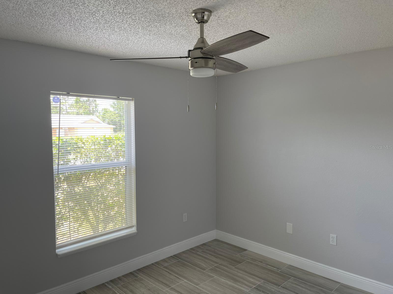 DELTONA LAKES UNIT 68 - Residential Lease