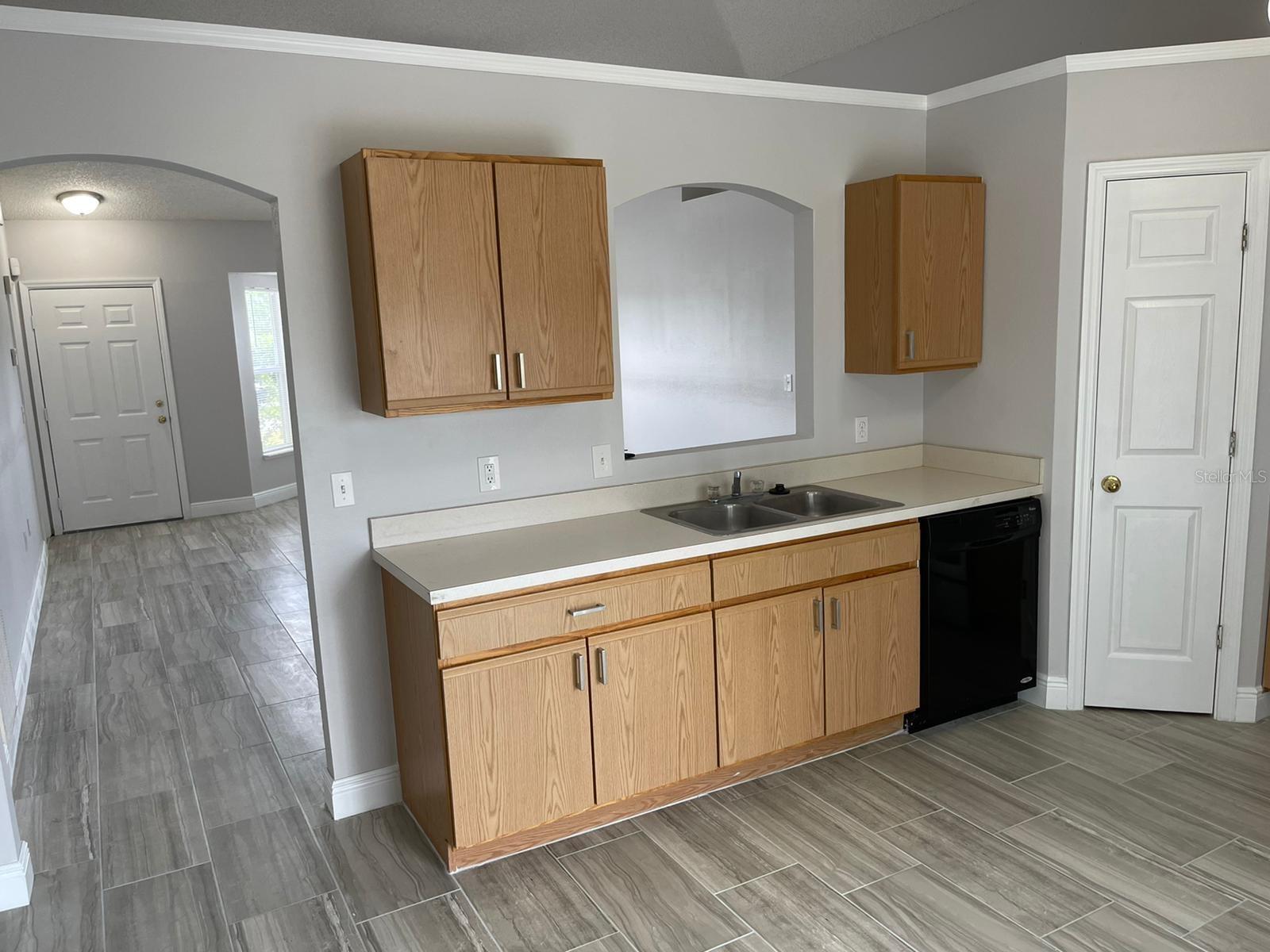 DELTONA LAKES UNIT 68 - Residential Lease